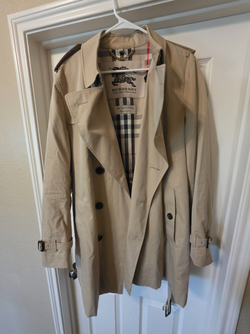 Burberry Kensington Heritage Trench Coat – Made in England – Size Medium - Picture 6 of 7